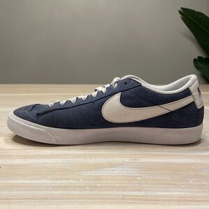 Nike Blazer Low ‘77 Navy Blue Suede | Size 7Y | Preowned